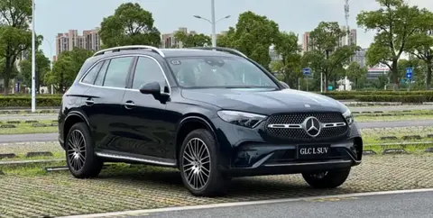 奔驰GLC销量下滑四成多?网友:外观难看,不降才怪!